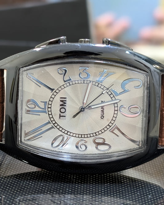 TOMI Classic Curved Dial with brown straps | White Dail