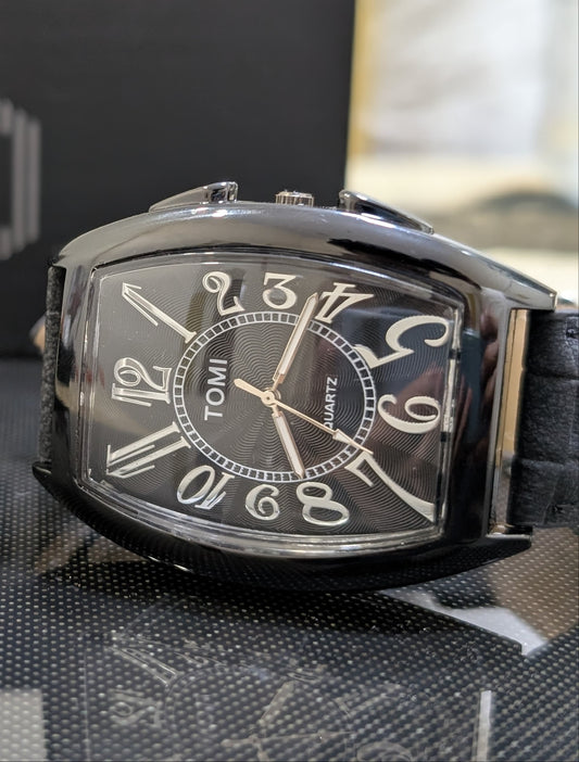 TOMI Classic Curved Dial with Black straps | Black Dail